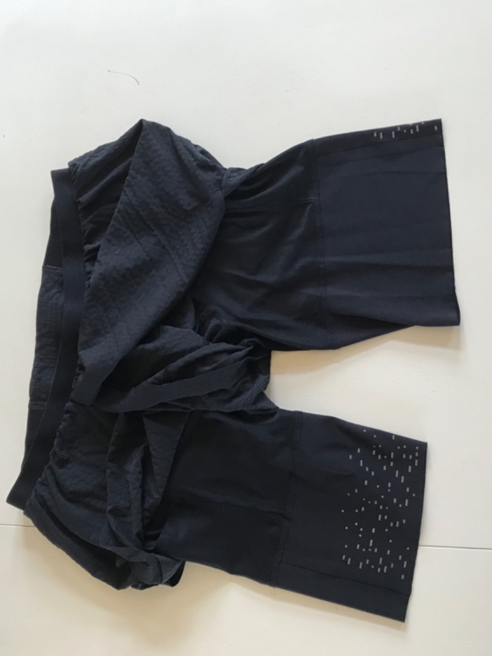 LULULEMON SURGE LINED SHORT 6” SPECIAL EDITION - Picture 5 of 16